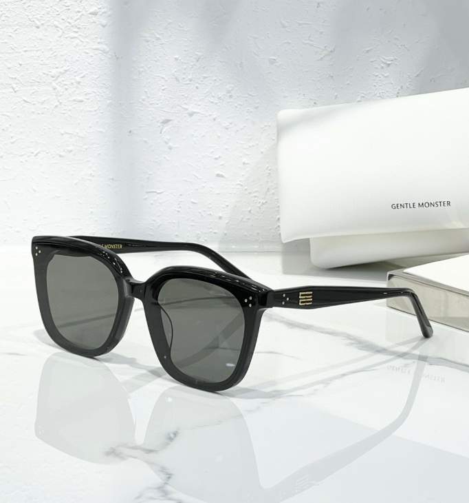 Picture of Gentle Monster Sunglasses _SKUfw66671976fw